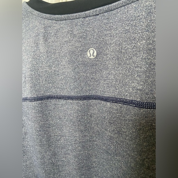 Lululemon Men’s Long Sleeve Navy Shirt - Picture 3 of 3